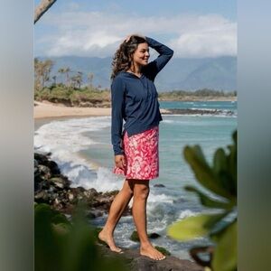 New RipSkirt Hawaii Adjustable Wrap Skirt Camo Floral Pink Beach Pool Vacation L